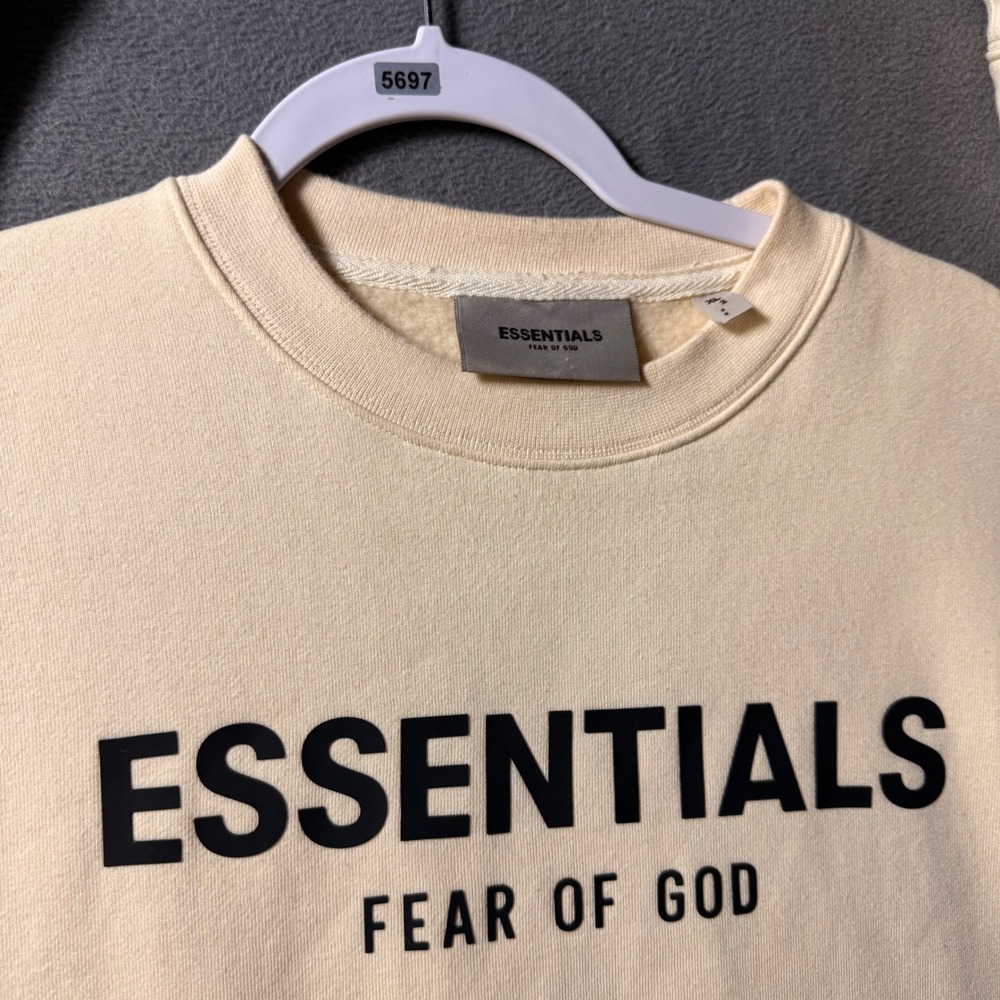 Fear of God Essentials Crewneck Sweatshirt Yellow Buttercream Logo XL - Picture 2 of 7